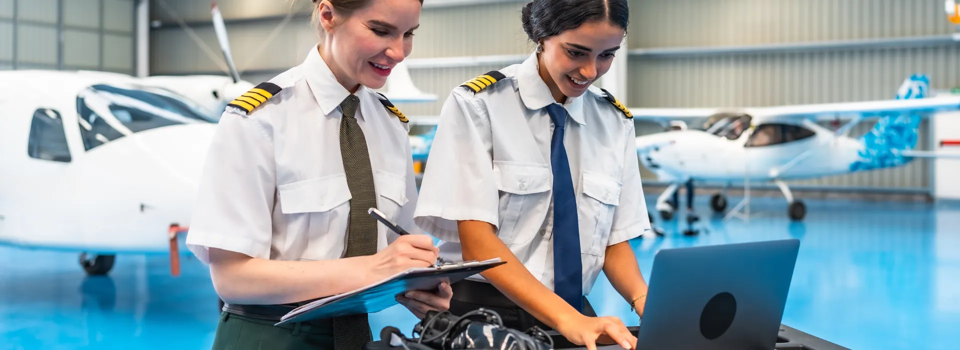 Diplomado en Derecho Aeronáutico  Diplomado en Derecho Aeronáutico