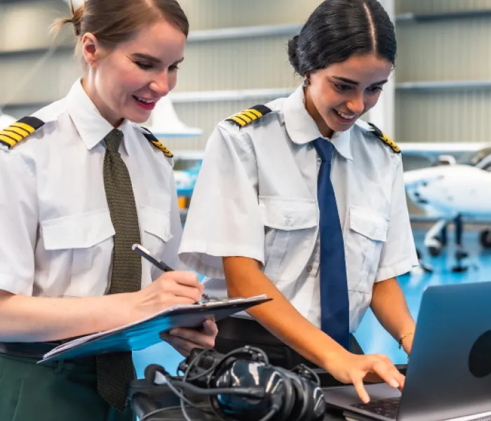 Diplomado en Derecho Aeronáutico  Diplomado en Derecho Aeronáutico