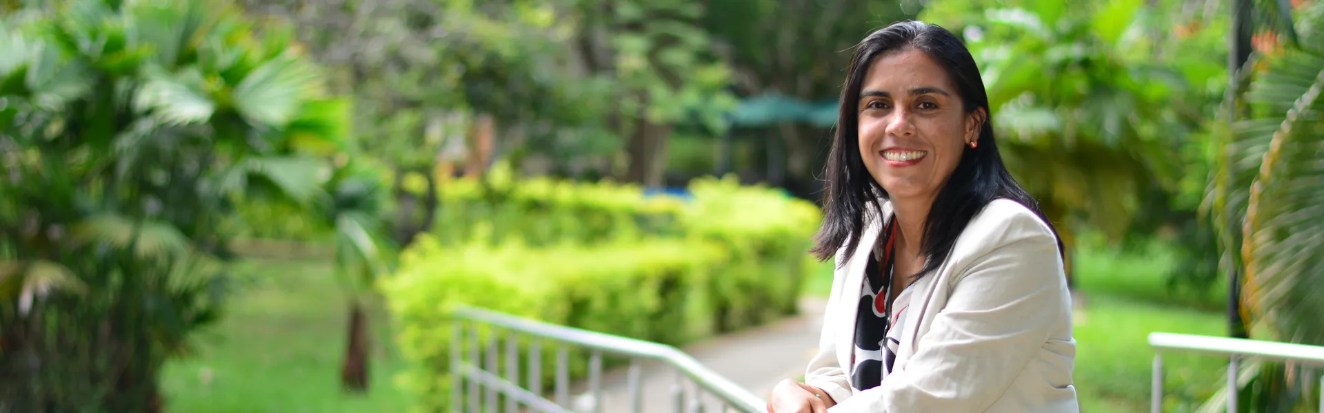 Lya Paola Sierra, directora del nuevo Departamento de Economía y Finanzas Lya Paola Sierra, directora del nuevo Departamento de Economía y Finanzas