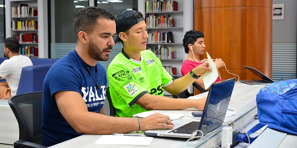 Sistema de Becas Sistema de Becas