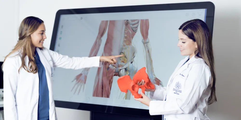 Estudiantes de Medicina Javeriana Cali  Estudiantes de Medicina Javeriana Cali