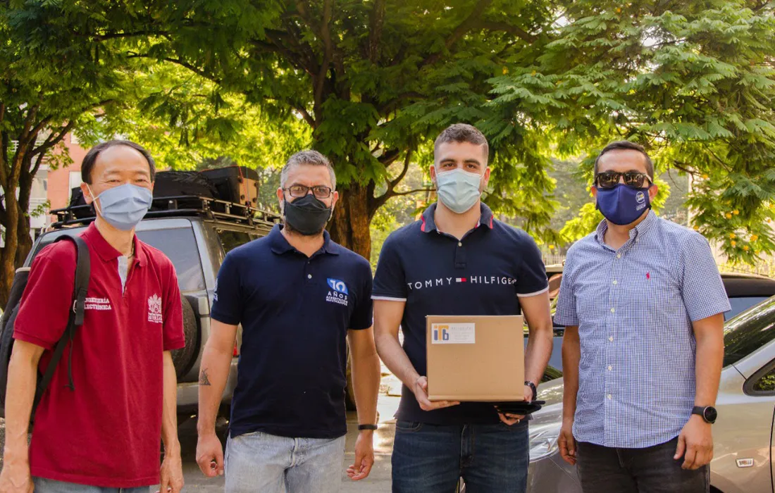 estudiante de ingeniería electrónica estudiante de ingeniería electrónica