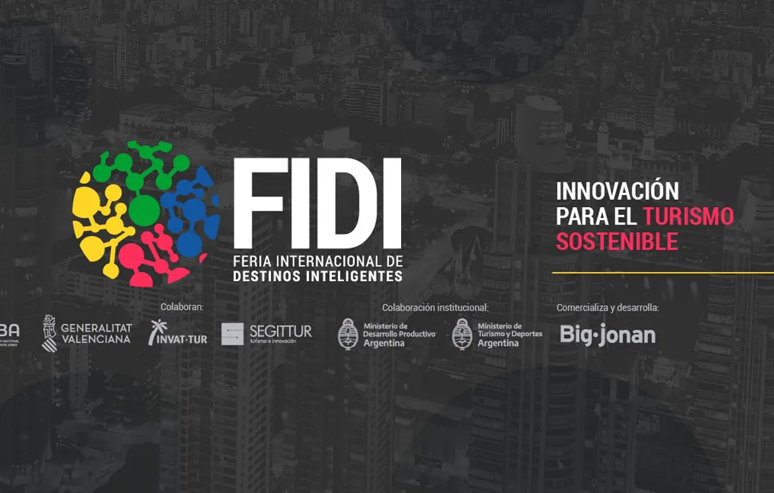 Profesora javeriana participó como panelista en feria de turismo internacional  Profesora javeriana participó como panelista en feria de turismo internacional