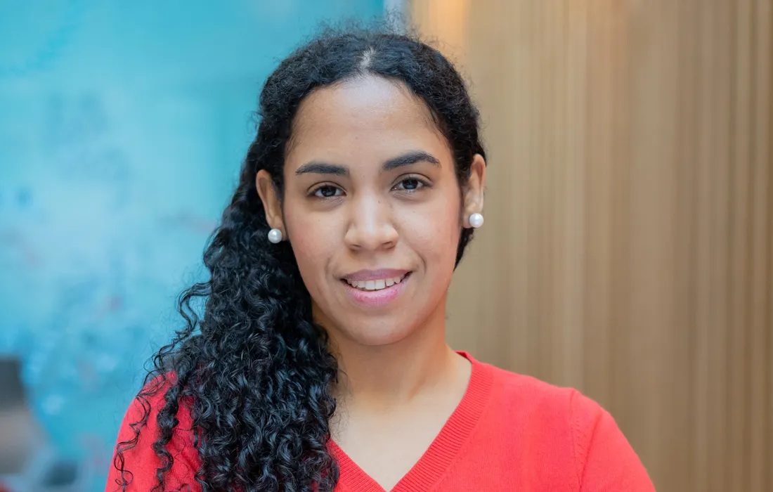 Estudiante del Doctorado en Ingeniería y Ciencias Aplicadas recibió premio en Suiza por su trabajo en biocuración Estudiante del Doctorado en Ingeniería y Ciencias Aplicadas recibió premio en Suiza por su trabajo en biocuración