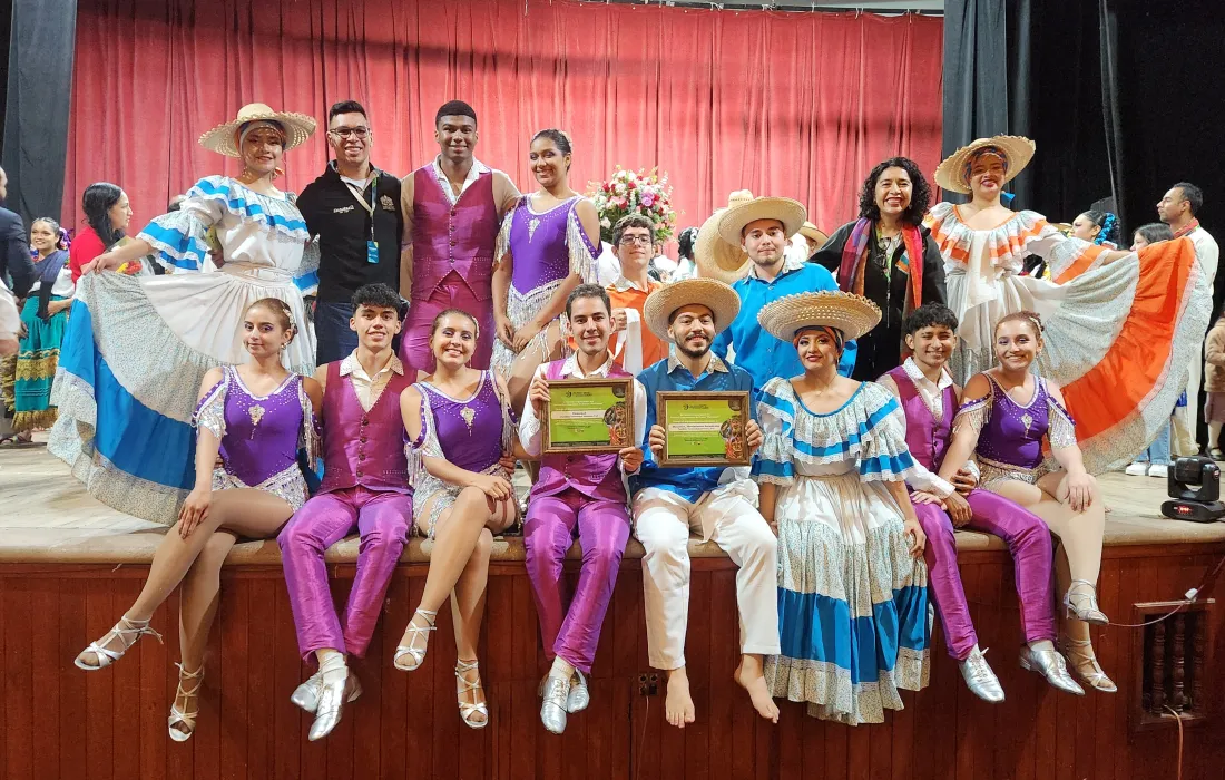 Danzados  Danzados