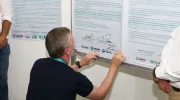 En el marco de la decimosexta Cumbre de las Partes – COP 16, el campus de la Universidad Javeriana fue el escenario de la cumbre de gobernadores, autoridades ambientales y el sector privado de la Amazonía y Cundinamarca en la que se firmaron dos memorandos de entendimiento que buscan establecer un mecanismo para que la madera que se comercializa en el centro del país pueda tener una cadena de valor que garantice la legalidad del producto y se pueda tener la trazabilidad necesaria para garantizarlo. En el marco de la decimosexta Cumbre de las Partes – COP 16, el campus de la Universidad Javeriana fue el escenario de la cumbre de gobernadores, autoridades ambientales y el sector privado de la Amazonía y Cundinamarca en la que se firmaron dos memorandos de entendimiento que buscan establecer un mecanismo para que la madera que se comercializa en el centro del país pueda tener una cadena de valor que garantice la legalidad del producto y se pueda tener la trazabilidad necesaria para garantizarlo.