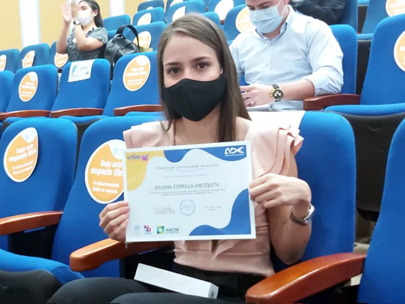 La FCEA ofreció ceremonia de reconocimiento a los 24 mejores Saber Pro de Administración de Empresas en la región La FCEA ofreció ceremonia de reconocimiento a los 24 mejores Saber Pro de Administración de Empresas en la región