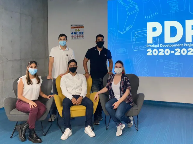 Estudiantes javerianos desarrollaron un dispositivo para monitorear el ambiente en espacios de construcción cerrados Estudiantes javerianos desarrollaron un dispositivo para monitorear el ambiente en espacios de construcción cerrados