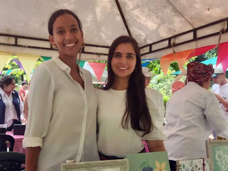 Vecinos dela Comuna 22 disfrutaron en familia de la Feria GADA  Vecinos dela Comuna 22 disfrutaron en familia de la Feria GADA