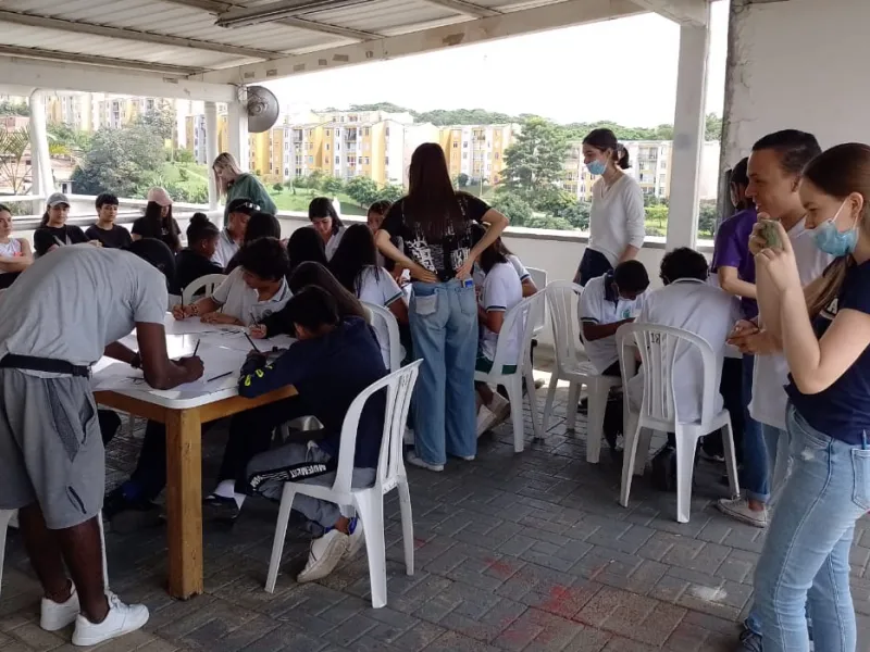 Servicio solidario en las artes / la posibilidad de ver al “otro”  Servicio solidario en las artes / la posibilidad de ver al “otro”