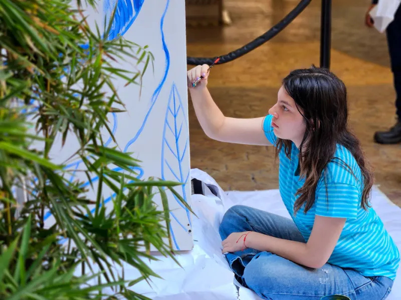 Muralismo y fotografía, una oda a la biodiversidad de la Javeriana Cali que engalana los pasillos del Centro Comercial Jardín Plaza  Muralismo y fotografía, una oda a la biodiversidad de la Javeriana Cali que engalana los pasillos del Centro Comercial Jardín Plaza