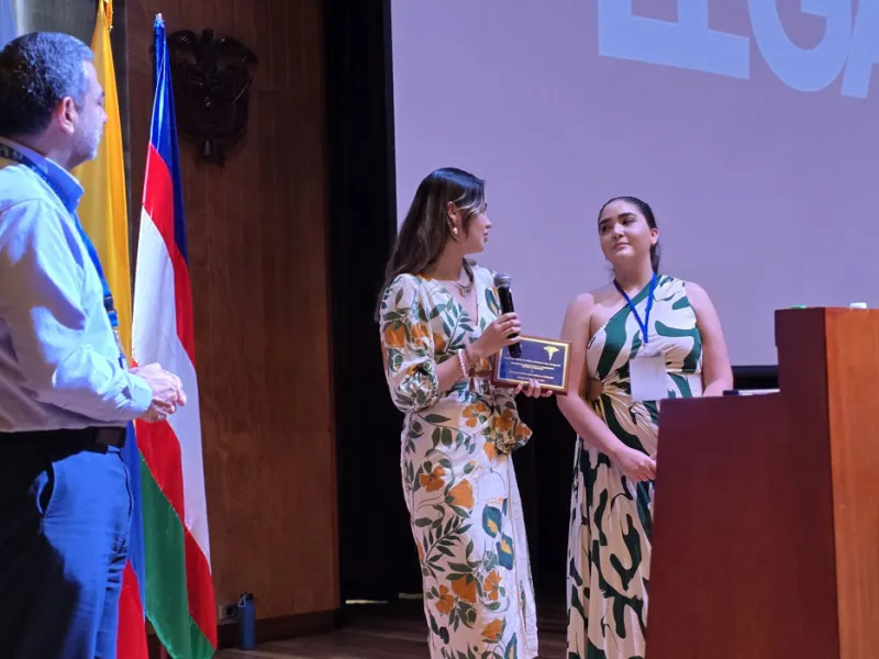 Estudiantes de Medicina compartieron experiencias en su paso hacia la vida profesional