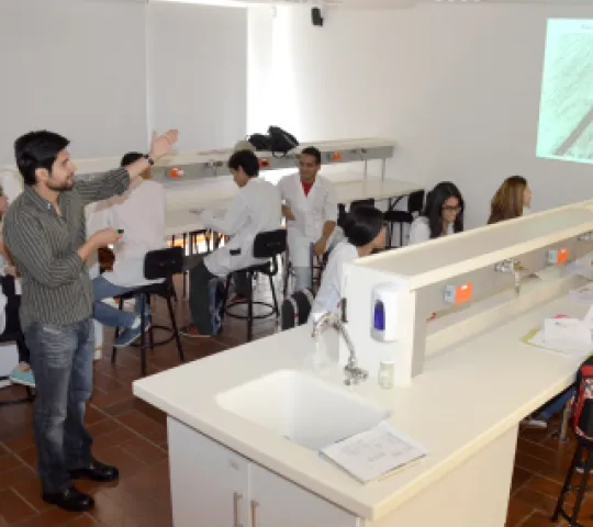 Laboratorio de Materiales