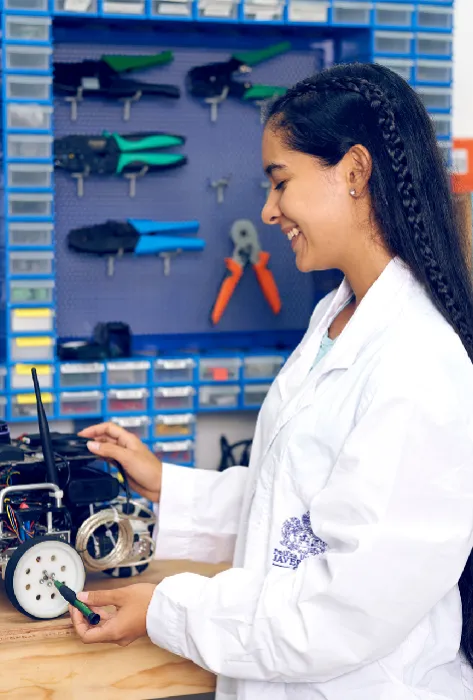 La Facultad de Ingeniería y Ciencias recibió la reacreditación internacional de ABET La Facultad de Ingeniería y Ciencias recibió la reacreditación internacional de ABET