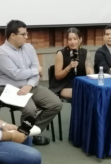 Lanzamiento del tercer volumen de la revista La Guacharaca  Lanzamiento del tercer volumen de la revista La Guacharaca