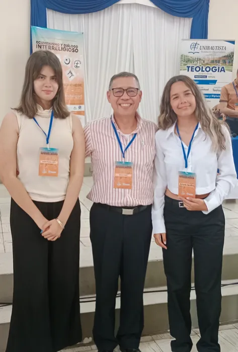 Estudiantes javerianos, presentes en coloquio internacional sobre teología Estudiantes javerianos, presentes en coloquio internacional sobre teología