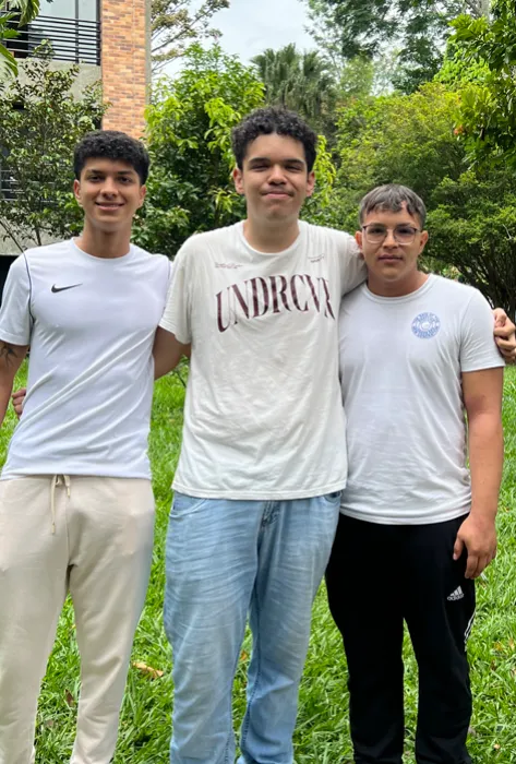 Equipo de Javeriana Cali finalista del Investment Banking Competition Colombia 2024 Equipo de Javeriana Cali finalista del Investment Banking Competition Colombia 2024