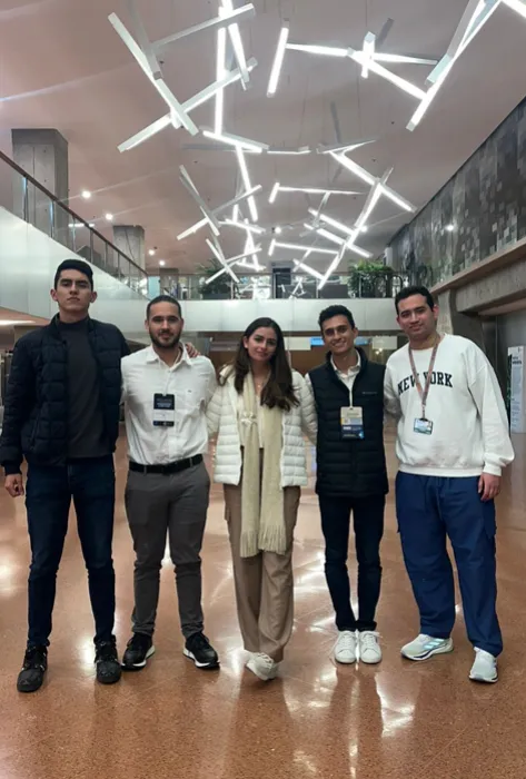 Estudiantes de la carrera de Medicina de la Javeriana Cali Estudiantes de la carrera de Medicina de la Javeriana Cali