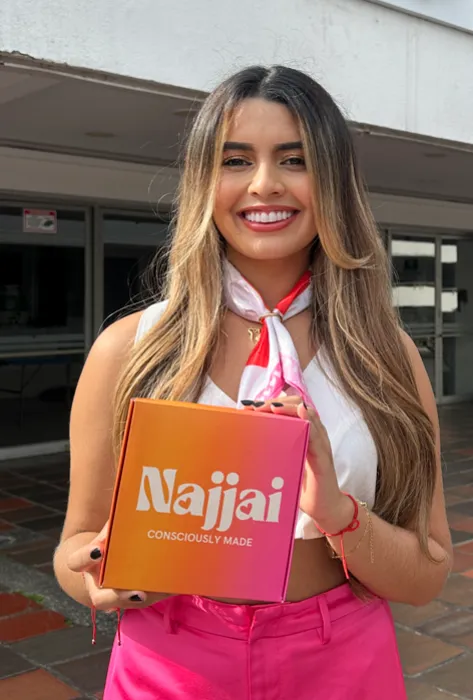 Yassira Najjar: de la Javeriana Cali al emprendimiento sostenible Yassira Najjar: de la Javeriana Cali al emprendimiento sostenible