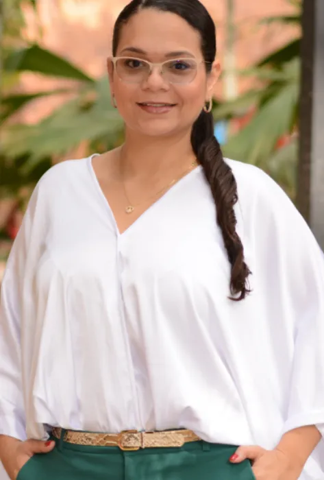 María del Pilar Espinosa, nueva directora de la Especialización en Medicina Familiar de la Javeriana Cali María del Pilar Espinosa, nueva directora de la Especialización en Medicina Familiar de la Javeriana Cali